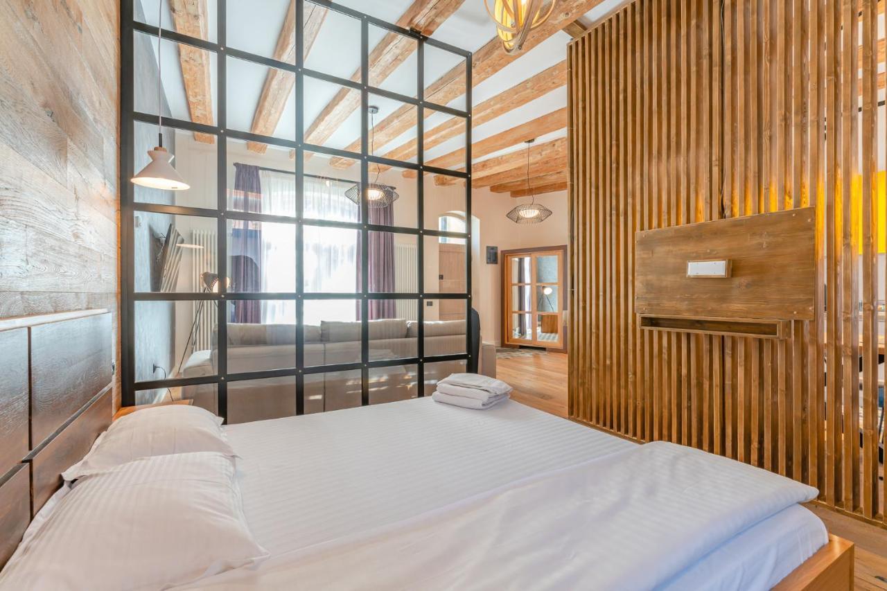 Premium Suites Postavarului Brasov Ngoại thất bức ảnh
