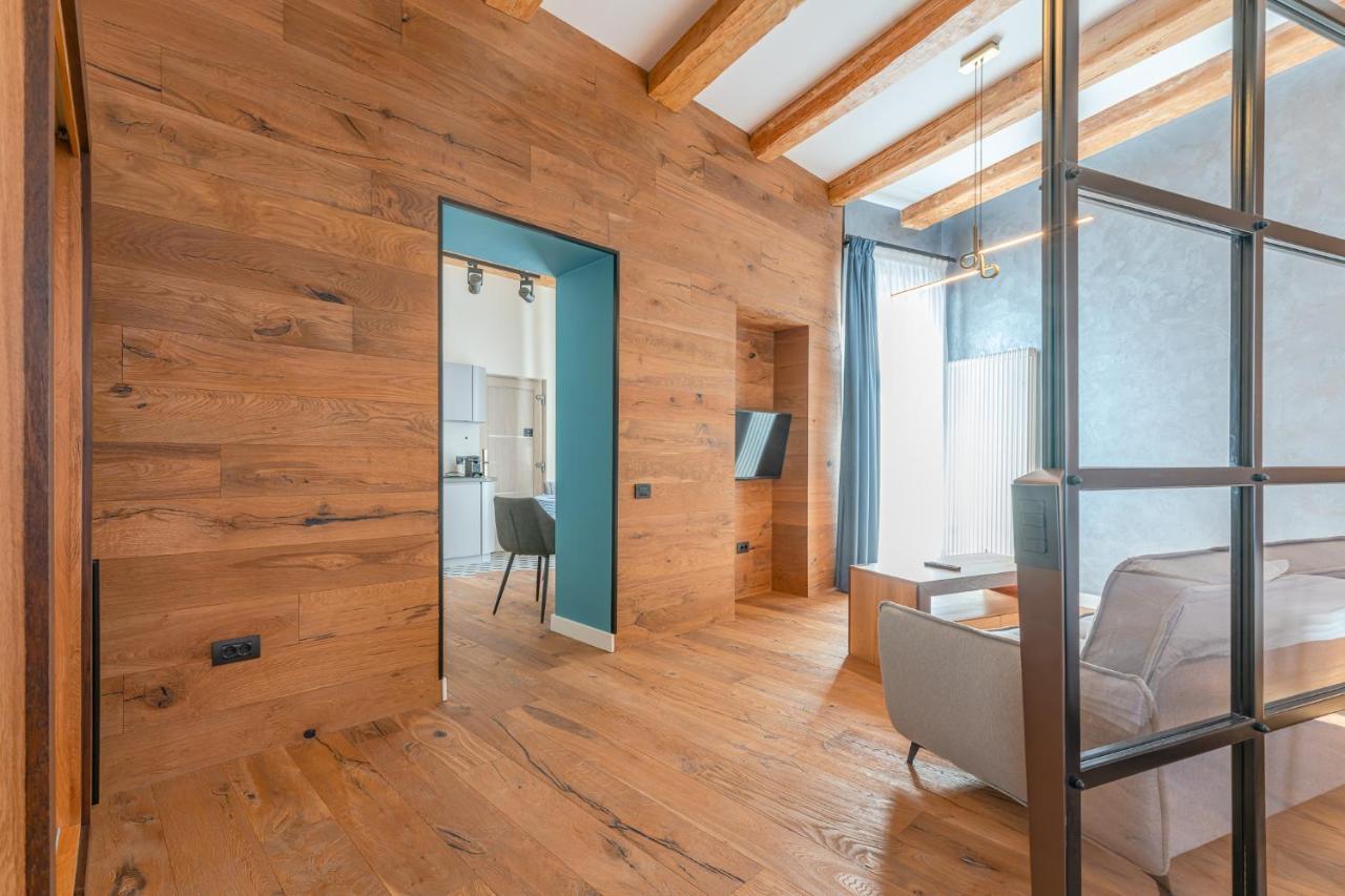 Premium Suites Postavarului Brasov Ngoại thất bức ảnh