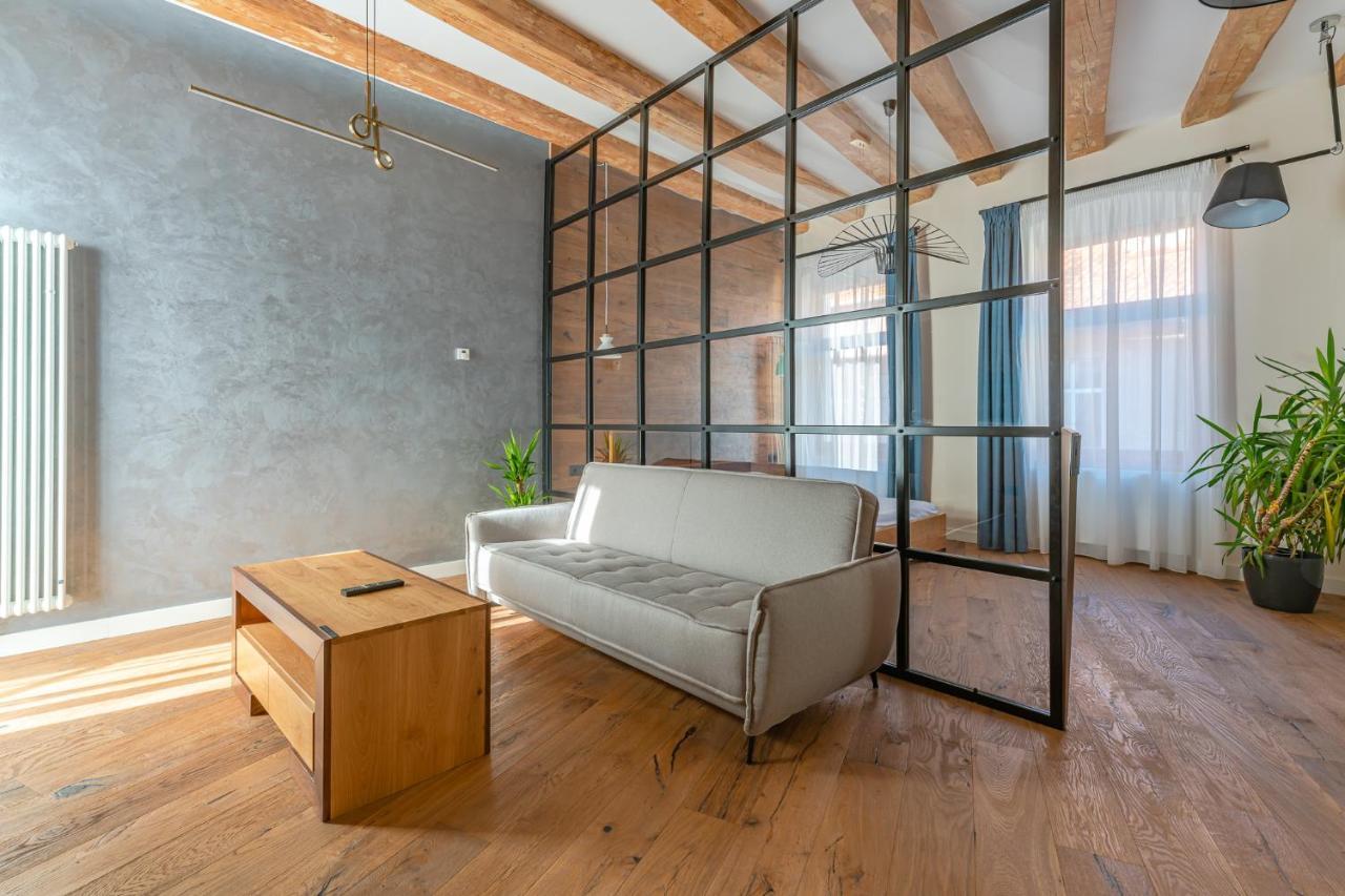 Premium Suites Postavarului Brasov Ngoại thất bức ảnh