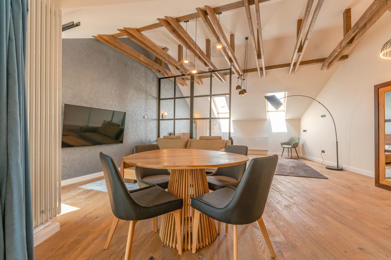 Premium Suites Postavarului Brasov Ngoại thất bức ảnh