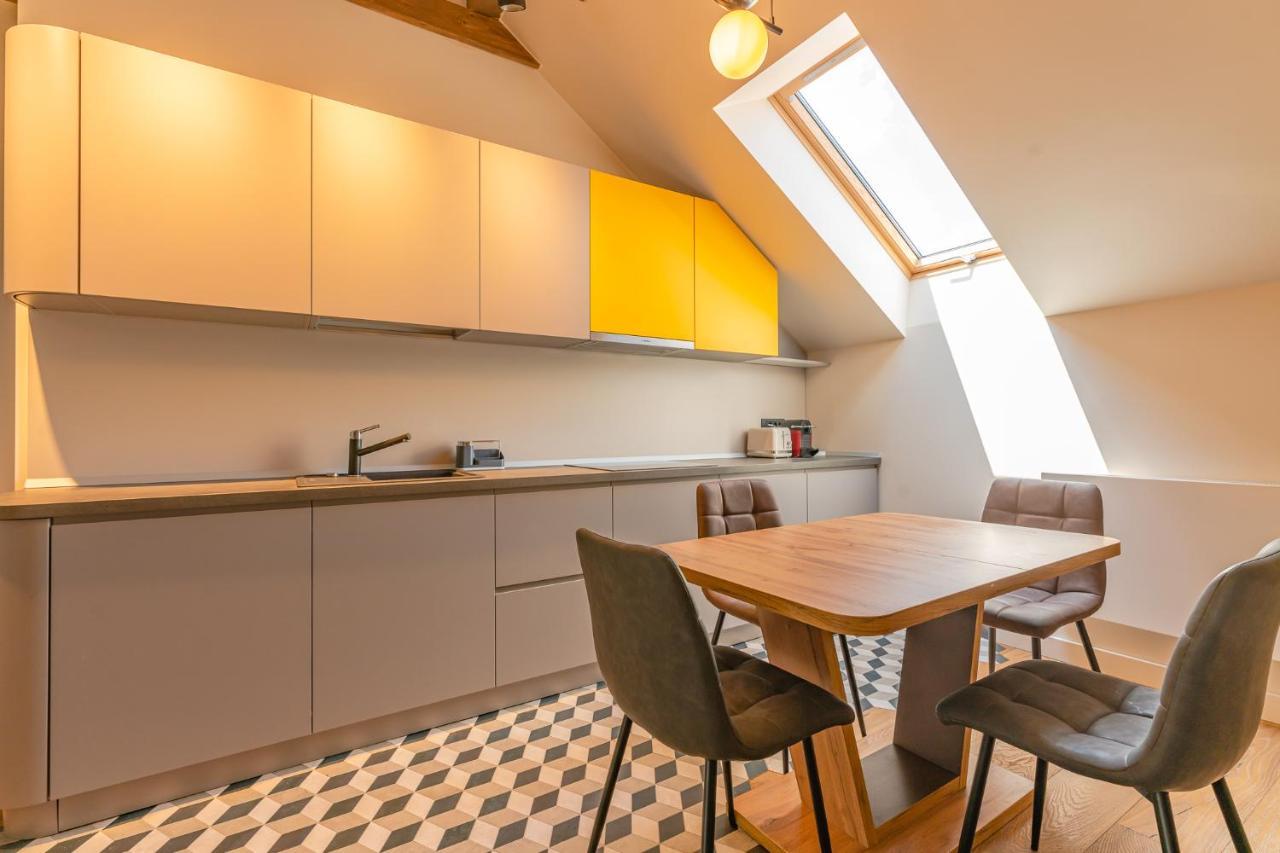 Premium Suites Postavarului Brasov Ngoại thất bức ảnh