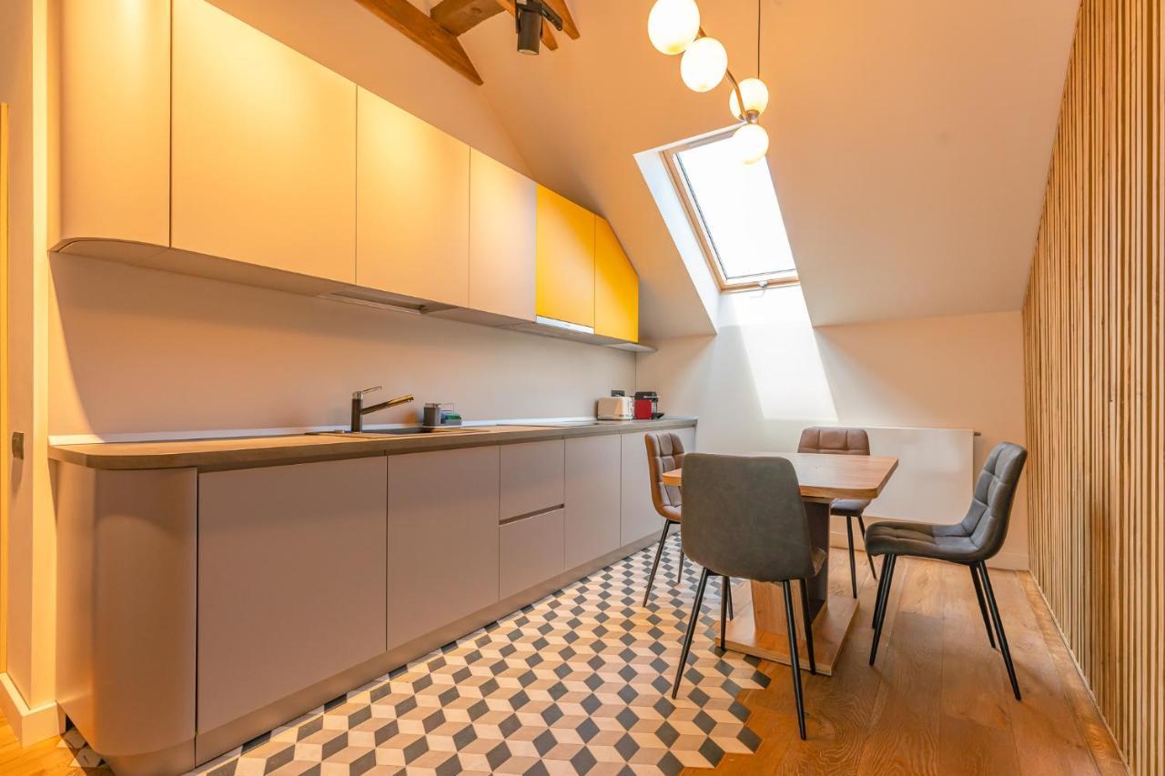 Premium Suites Postavarului Brasov Ngoại thất bức ảnh